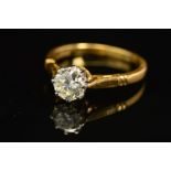 A LATE 20TH CENTURY SINGLE STONE DIAMOND RING, a modern round brilliant cut diamond, estimated