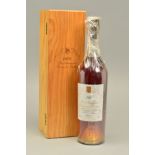 A BOTTLE OF BARON DE LUSTRAC BAS ARMAGNAC 1960, boxed