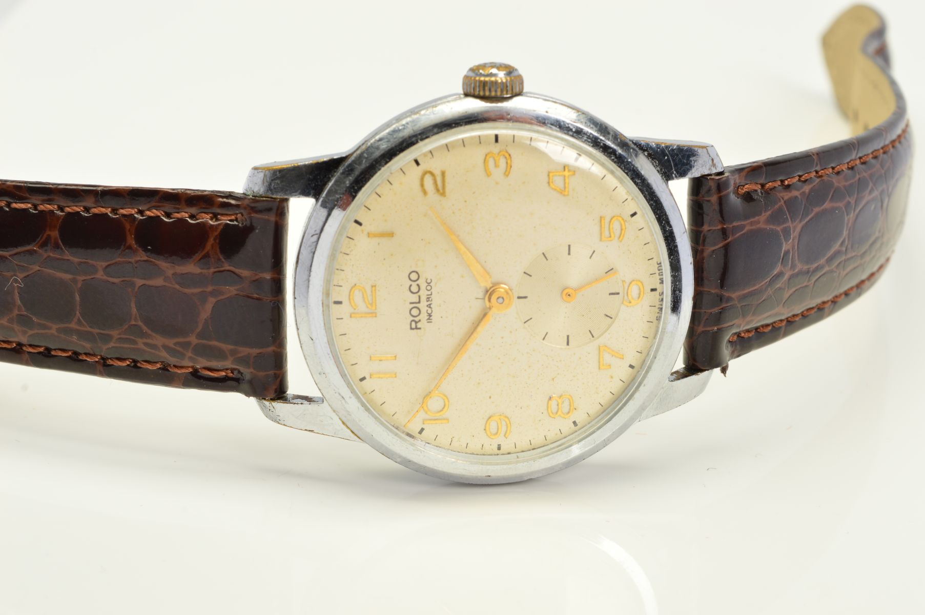 A ROLCO MECHANICAL WRISTWATCH, gold coloured Arabic numerals on a cream dial with subsidiary seconds - Image 2 of 4