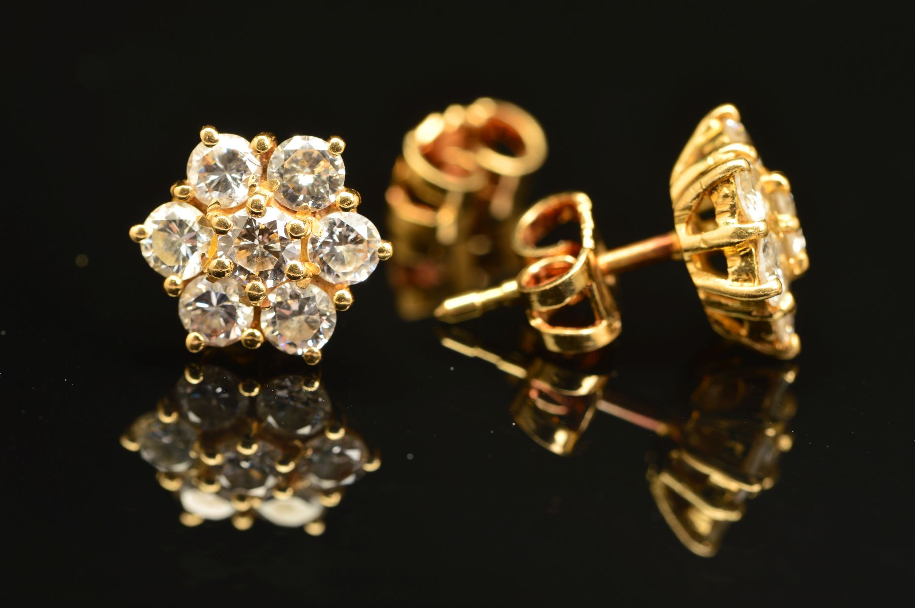 A PAIR OF MODERN DIAMOND ROUND CLUSTER STUD EARRINGS, post and scroll fittings, estimated modern - Image 3 of 3