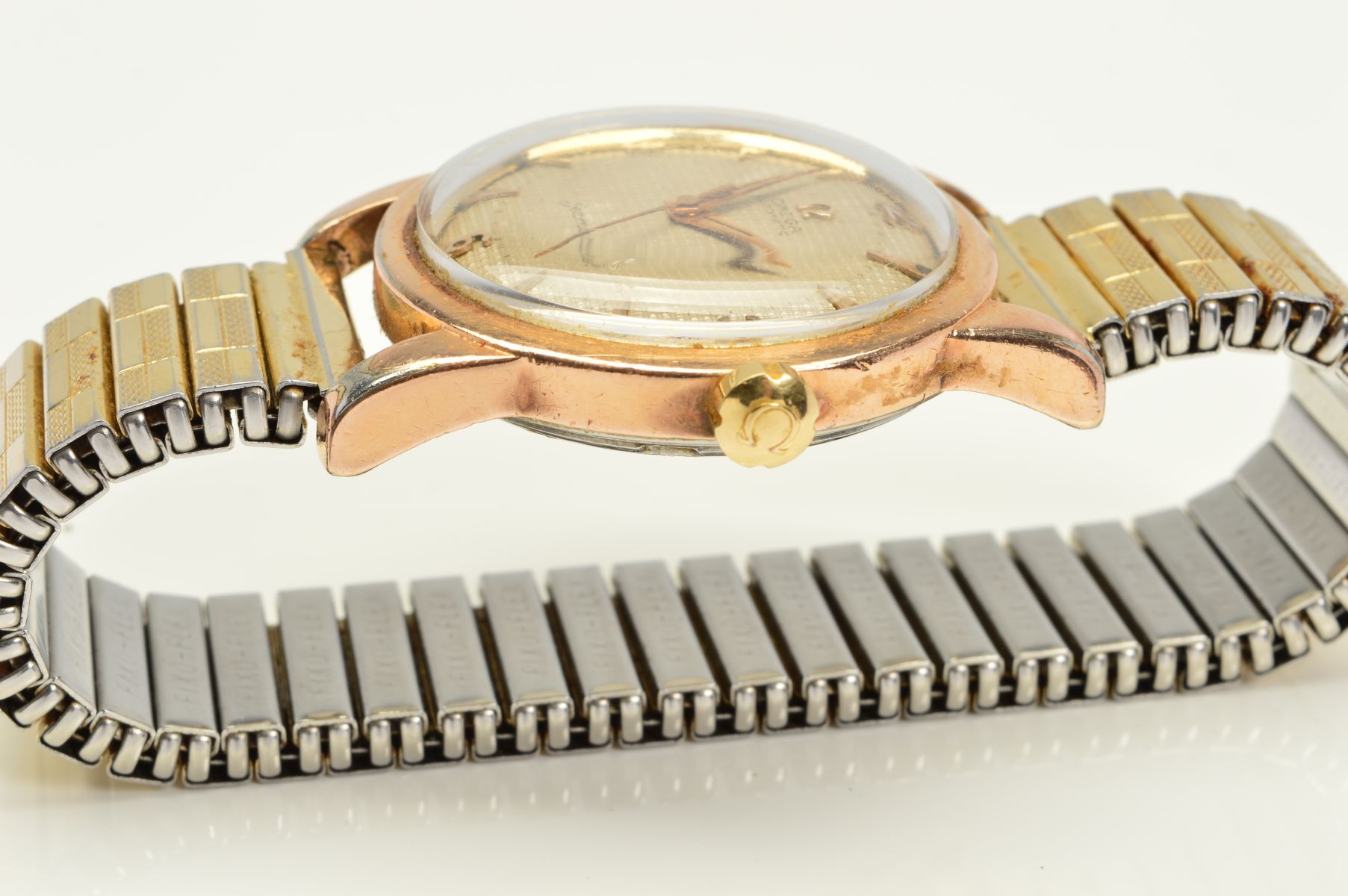 A GOLD PLATED OMEGA SEAMASTER AUTOMATIC WRISTWATCH, textured dial with gold coloured dauphine - Image 4 of 4