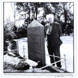 John Minihan - SEAMUS HEANEY AT THE GRAVE OF LOUIS MACNEICE - Black & White Photograph - 14 x 14