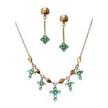 SUITE OF 18CT GOLD JEWELLERY SET WITH EMERALDS