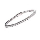 18CT WHITE GOLD DIAMOND TENNIS BRACELET