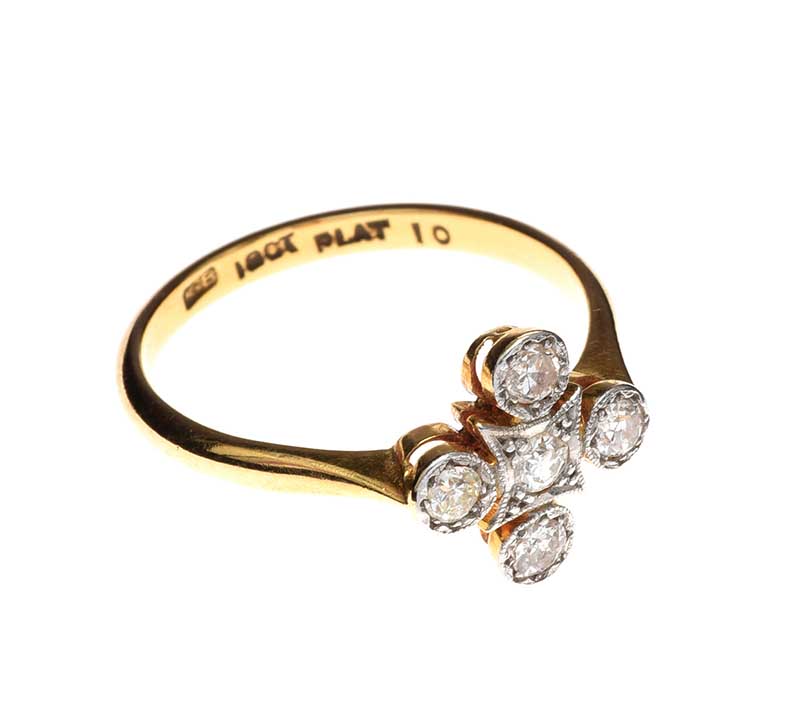 18CT GOLD DIAMOND RING - Image 2 of 3