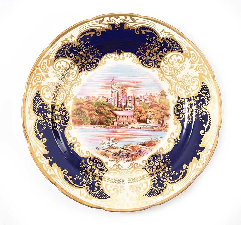 BOXED CROWN STAFFORDSHIRE PLATE - Image 2 of 4