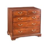 GEORGIAN MAHOGANY BACHELOR'S CHEST OF DRAWERS