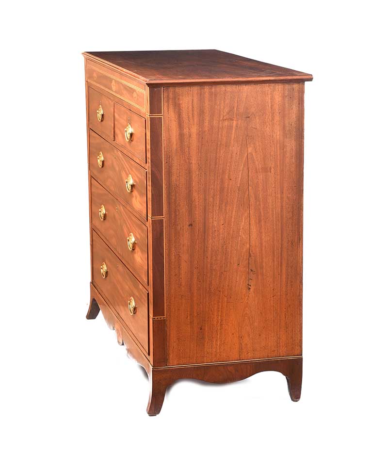 GEORGIAN MAHOGANY CHEST OF DRAWERS - Image 9 of 9