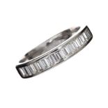 18CT WHITE GOLD DIAMOND HALF-ETERNITY RING