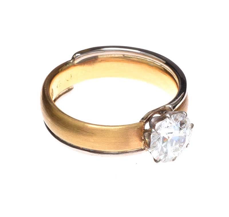 18CT GOLD DIAMOND SOLITAIRE RING - Image 2 of 4
