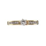 14CT GOLD DIAMOND RING