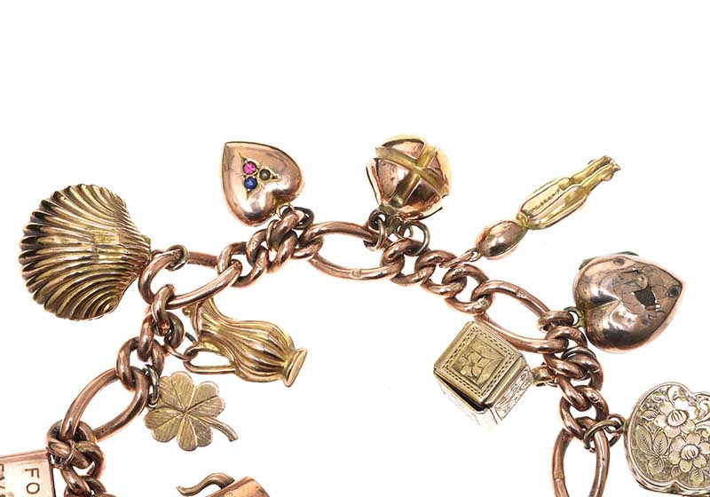 9CT GOLD CHARM BRACELET - Image 2 of 4