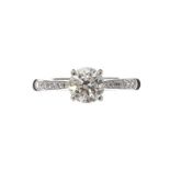 18CT WHITE GOLD DIAMOND RING