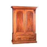 VICTORIAN MAHOGANY WARDROBE