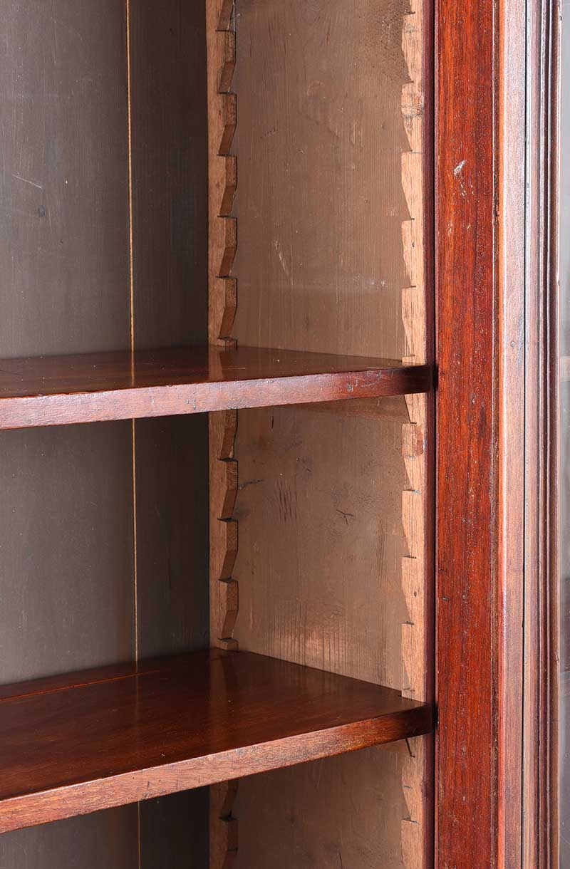 VICTORIAN MAHOGANY BOOKCASE - Image 8 of 11