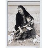 Fergus Bourke - GYPSY WOMAN & CHILD - Black & White Photographic Print - 16 x 11.5 inches - Signed