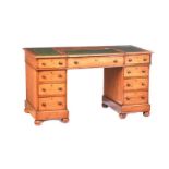 VICTORIAN MAHOGANY DOUBLE PEDESTAL DESK