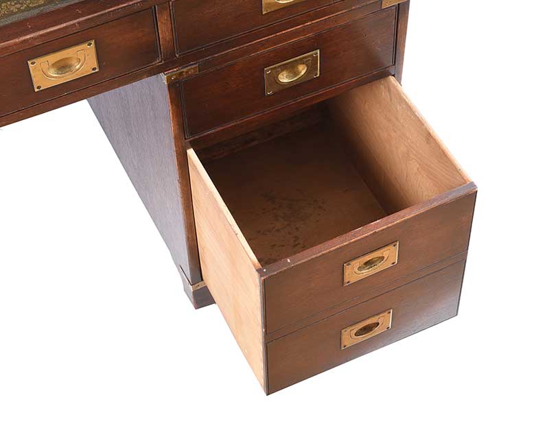 DOUBLE PEDESTAL DESK - Image 5 of 6