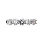 18CT WHITE GOLD FIVE STONE DIAMOND RING