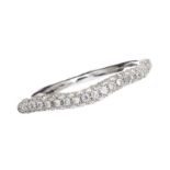 18CT WHITE GOLD DIAMOND RING