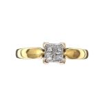 18CT GOLD DIAMOND CLUSTER RING