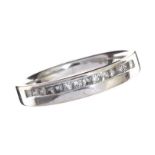 18CT WHITE GOLD DIAMOND BAND