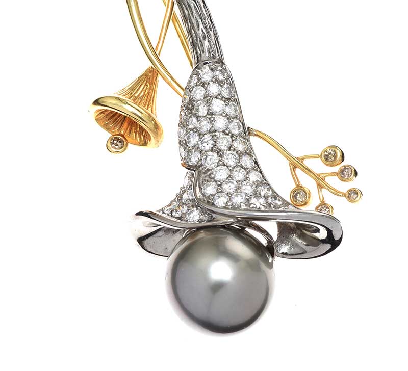 18CT GOLD TAHITIAN PEARL AND DIAMOND BROOCH - Image 2 of 3