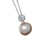 18CT WHITE GOLD FRESHWATER PEARL AND DIAMOND NECKLACE