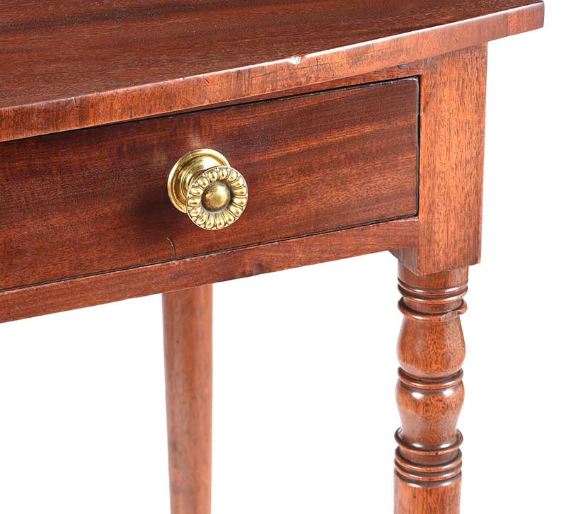 REGENCY BOW FRONT SIDE TABLE - Image 3 of 4