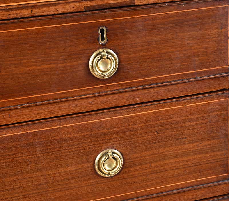 GEORGIAN IRISH MAHOGANY CHEST OF DRAWERS - Image 2 of 6