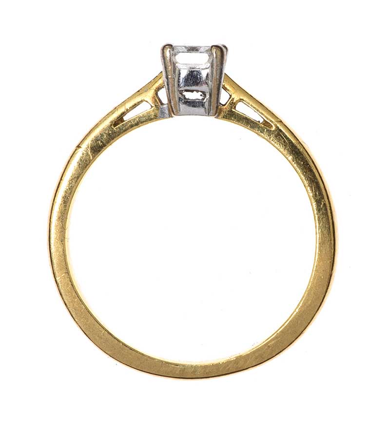 18CT GOLD SOLITAIRE RING - Image 3 of 3