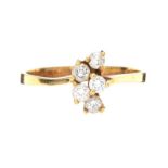 14CT GOLD DIAMOND CLUSTER RING