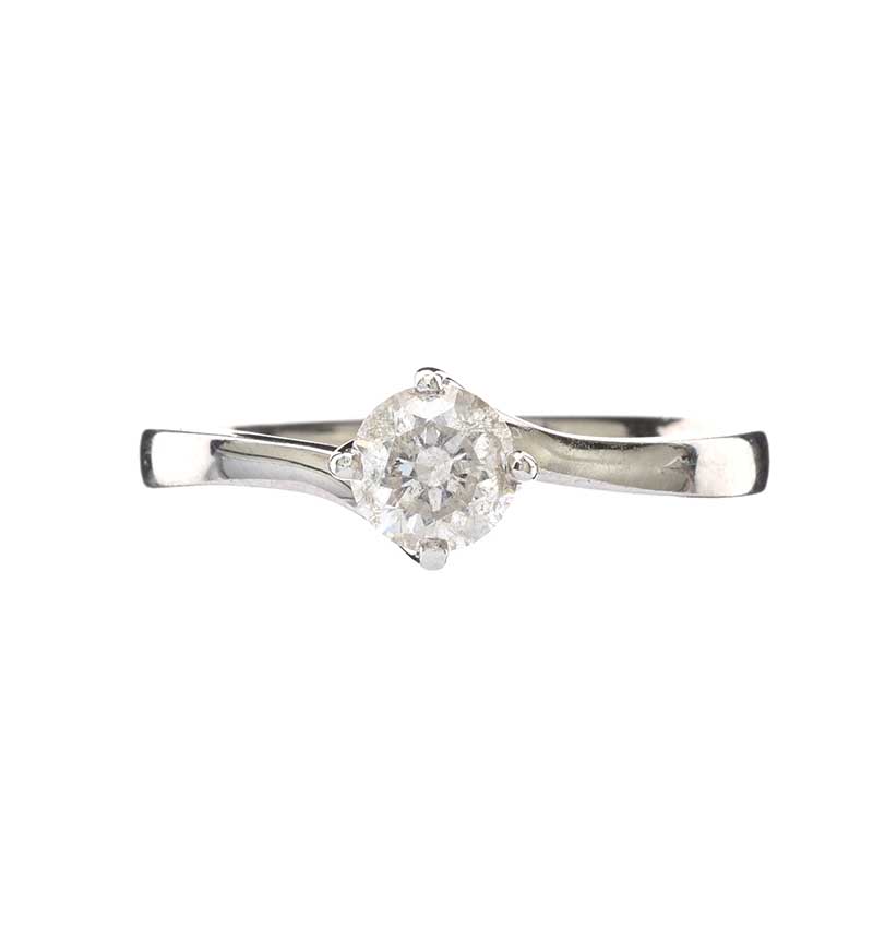 18CT WHITE GOLD SOLITAIRE DIAMOND RING