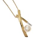 9CT GOLD PEARL AND DIAMOND NECKLACE