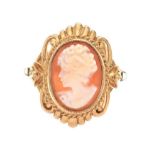 9CT GOLD CAMEO RING