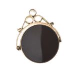 9CT GOLD CARNELIAN AND BLOODSTONE FOB