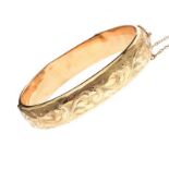 9CT GOLD BANGLE