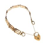 9CT GOLD GATE LINK BRACELET WITH HEART PADLOCK