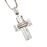 18CT WHITE GOLD CROSS NECKLACE