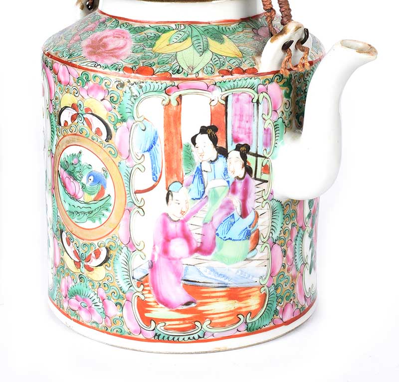 TWO CANTONESE TEA POTS - Image 4 of 5