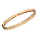 10CT GOLD BANGLE