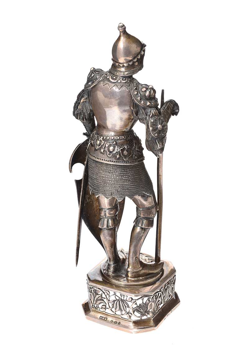 GERMAN SILVER FIGURE OF A MEDIEVAL KNIGHT - Image 4 of 7