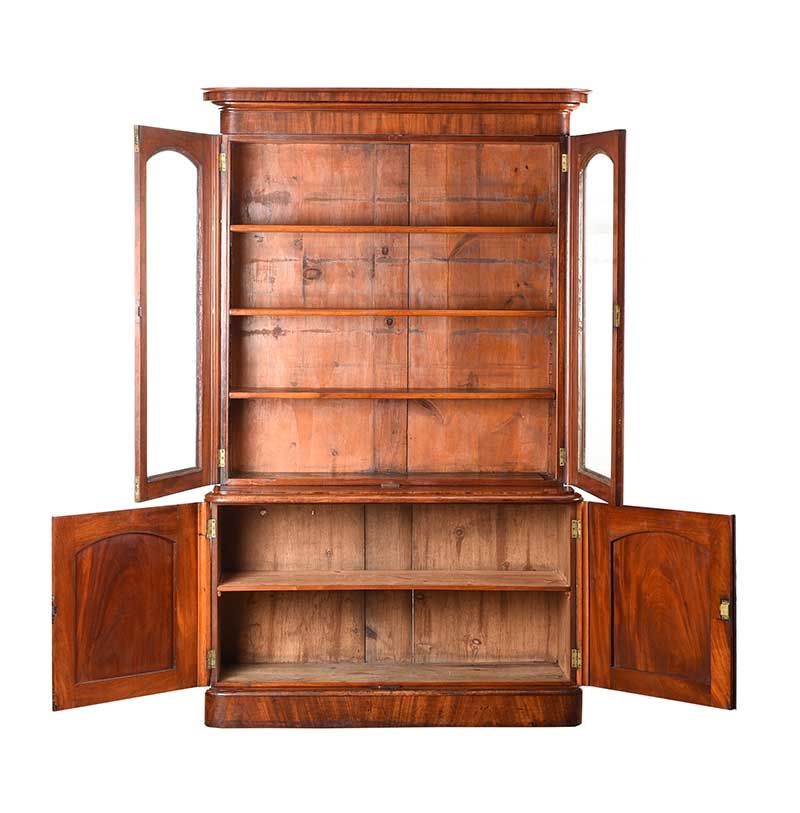 VICTORIAN MAHOGANY TWO DOOR BOOKCASE - Image 4 of 5