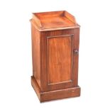 VICTORIAN MAHOGANY BEDSIDE PEDESTAL