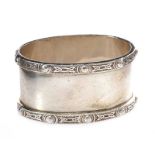 SILVER NAPKIN RING