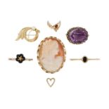 WITHDRAWN A group of jewellery, comprising: a late Victorian oval amethyst single stone brooch;