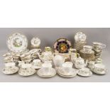 A Spode Chelsea pattern part dinner service, to comprise thirteen plates, ten crescent shaped