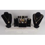 A group of 9ct gold jewellery, together with further items of jewellery, gilt metal and costume