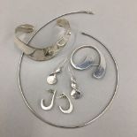 A small quantity of contemporary silver jewellery (58 grammes total weight)