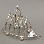 A wishbone toast rack